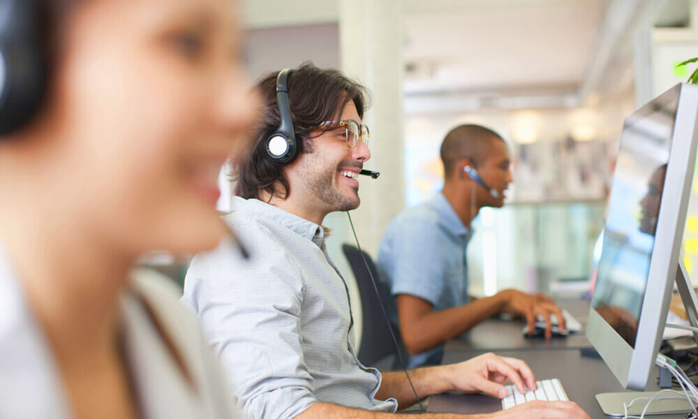 customer-support-365-days